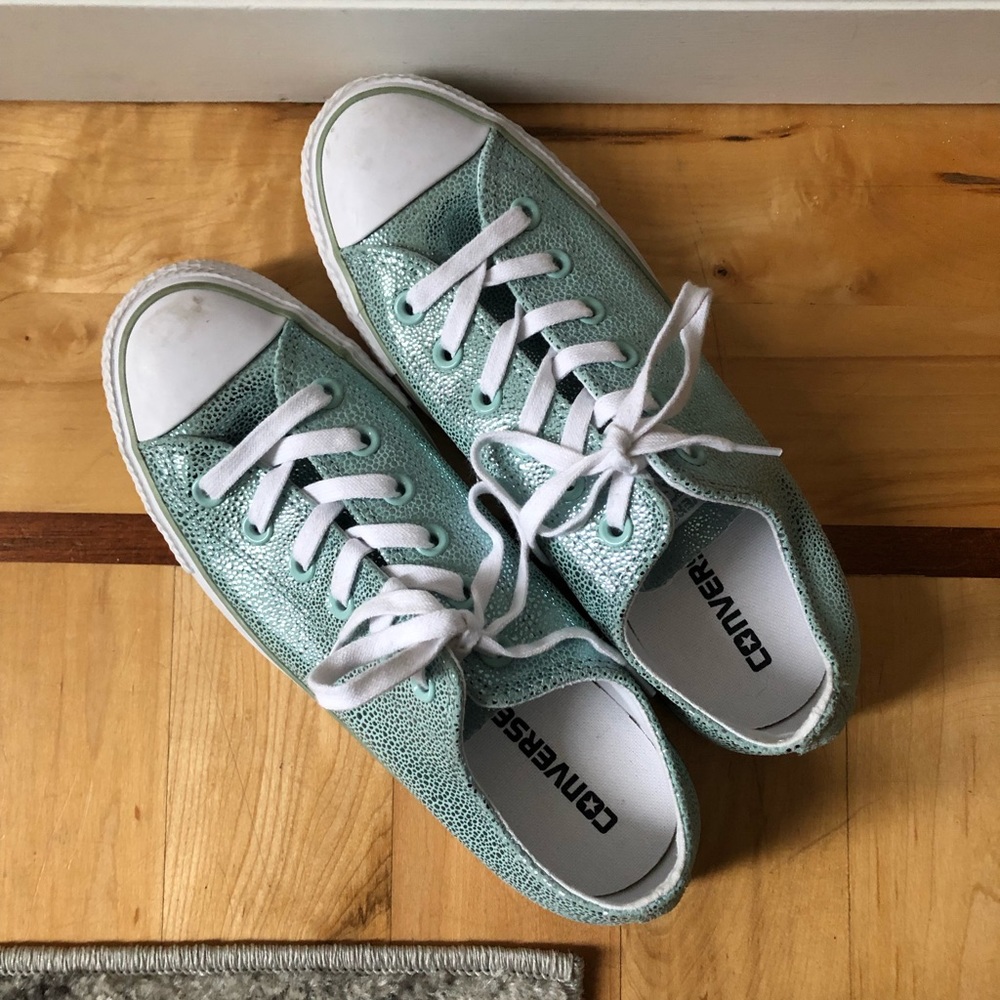 Aqua Converse